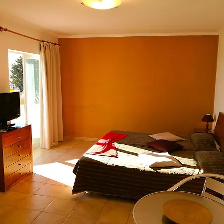 Апартаменты Porto Mos Лагуш